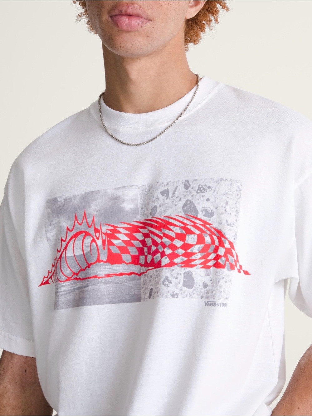 VANS Graphic Wave Check Classic T-Shirt White/Multicolor Men's Size Large